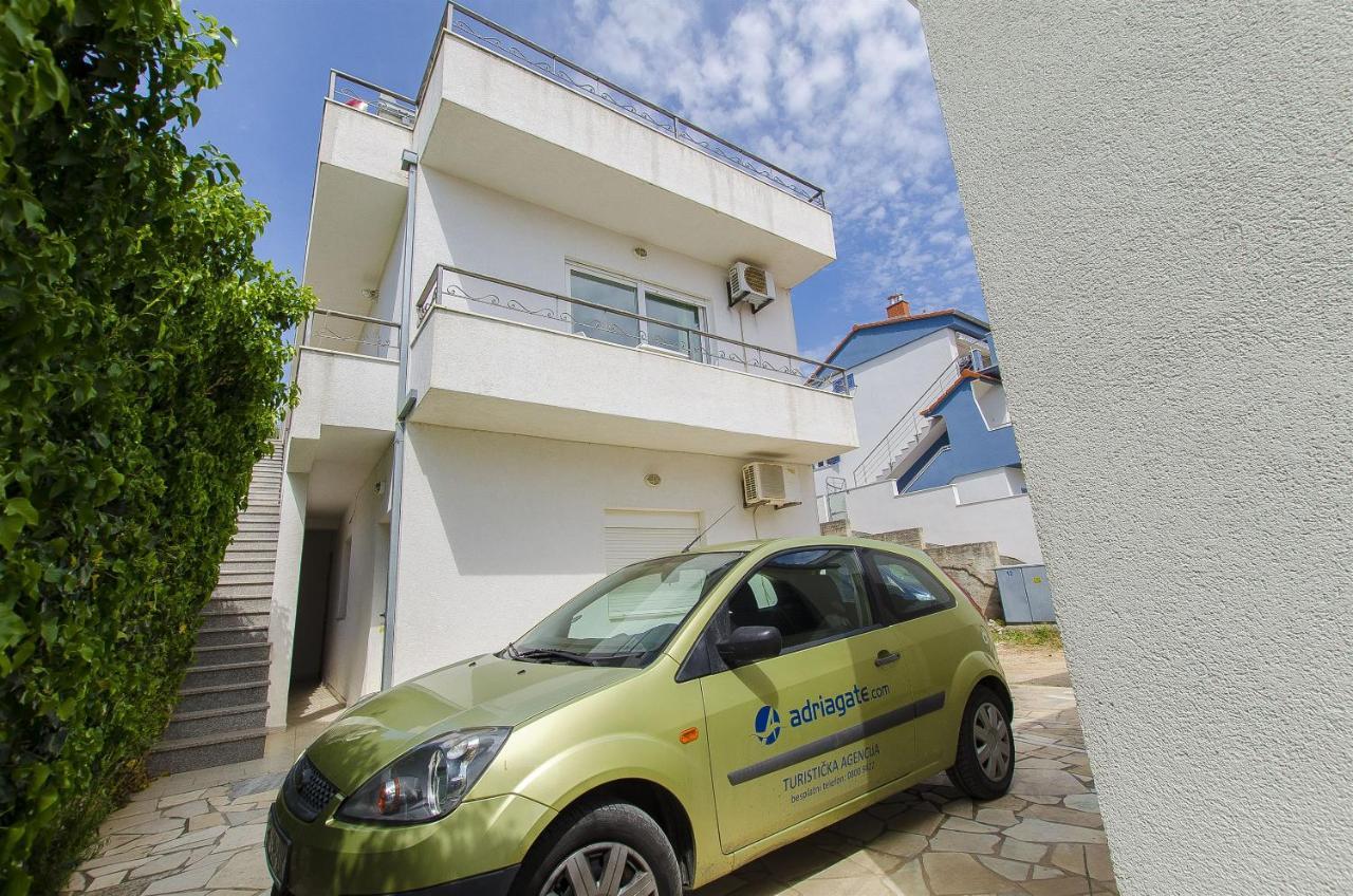 Apartments Zdenka Donji Okrug (Ciovo) Exterior foto